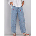 Truus - Damesjeans met Kersenprint