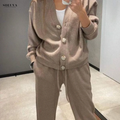 Ava - Fluweelzachte Knitset